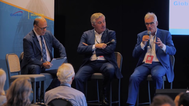 Franchise businesses must work with franchisees