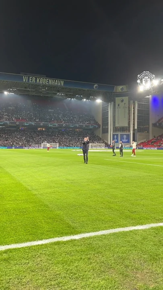 “Erik Ten Hag’s Red & White Army!” 👏