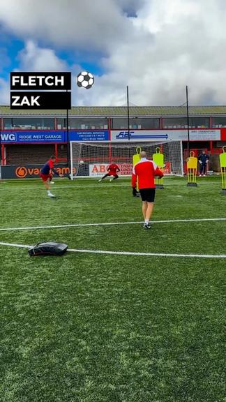 Striker VS Striker ⚽️