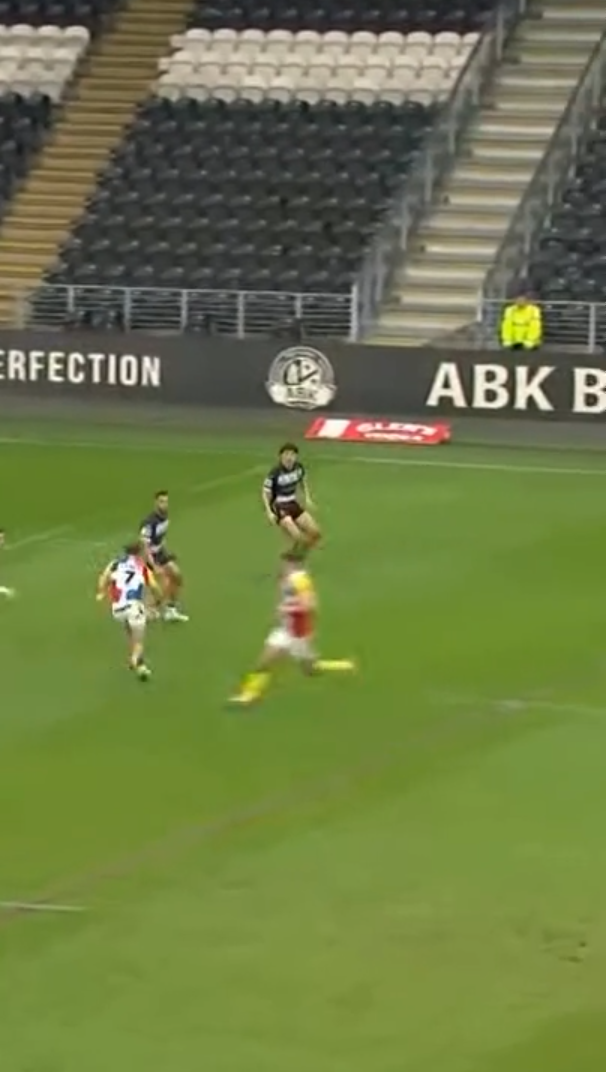 Meadows magical kick sets up Kershaw