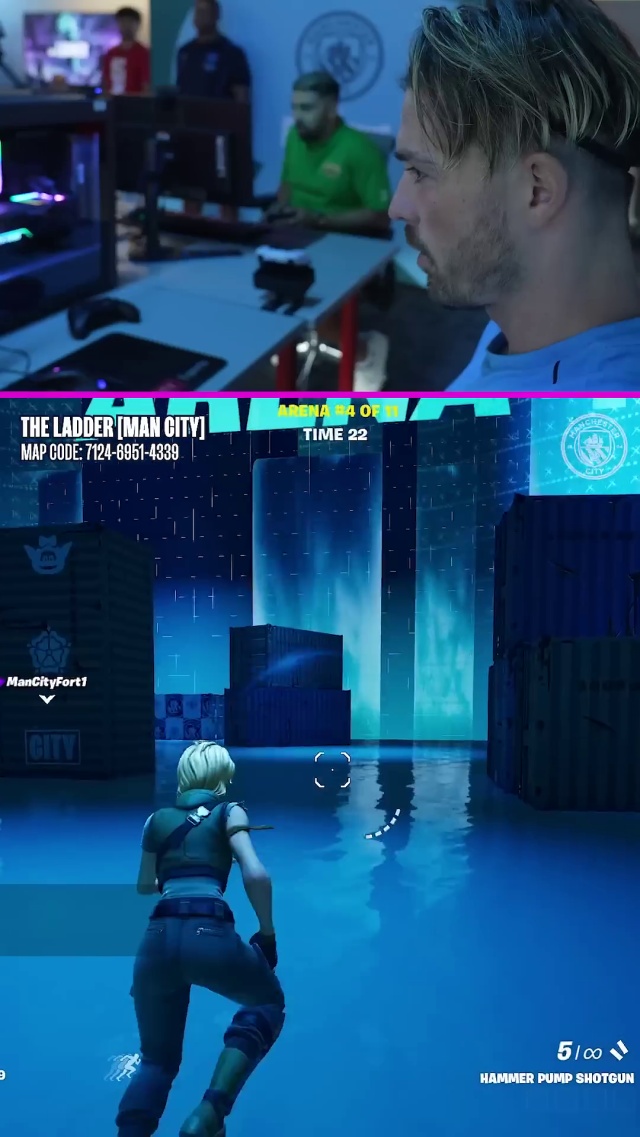 Jack Grealish attempts to play Fortnite! 💀 #Fortnite #mancity #shorts