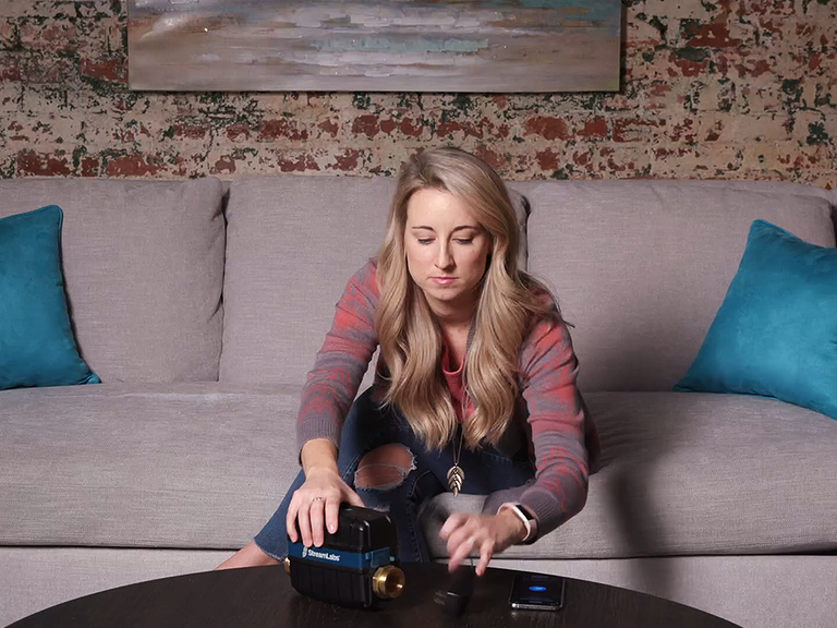 Connecting the Control device