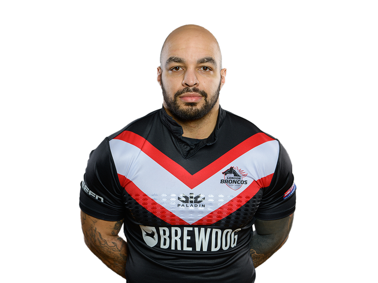 Small takes the bounce into the corner