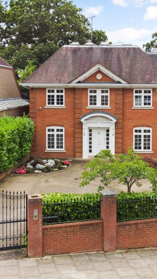 Finchley N3 7 Bedroom House