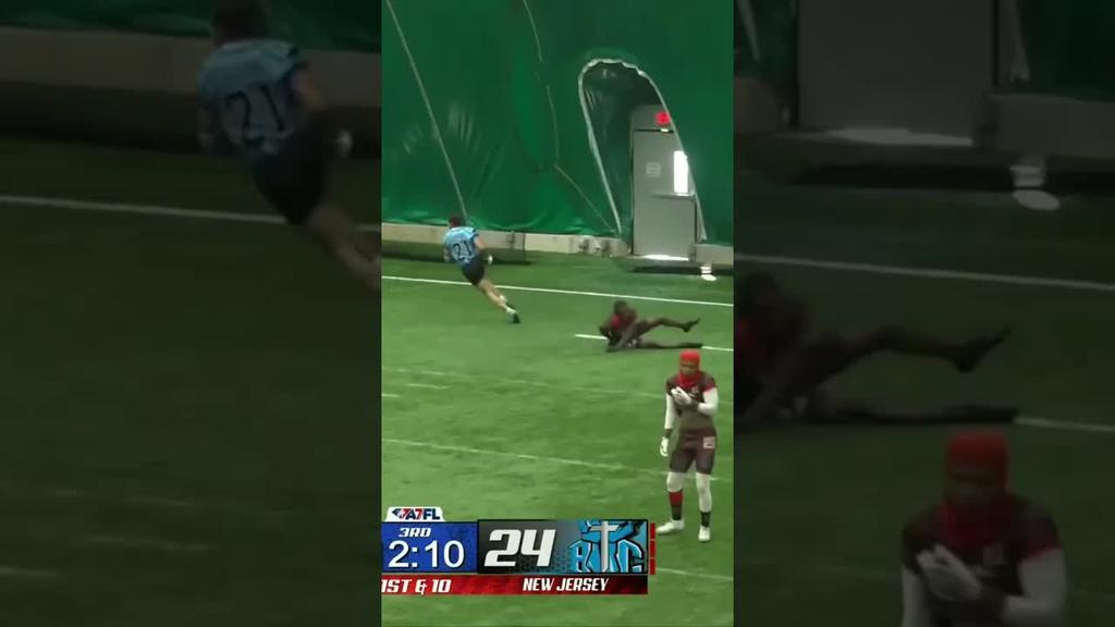 No One Can Guard Kason Campbell! Codrington Fakes To Robinson And Drops It Off To KK For TD #4!