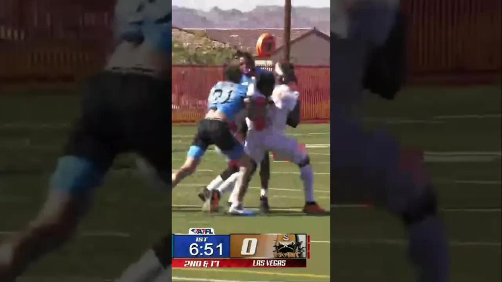 Sickwidit QB Kanyon Stoneking Throws Under Pressure, and Chvon Richardson Refuses to Go Down!
