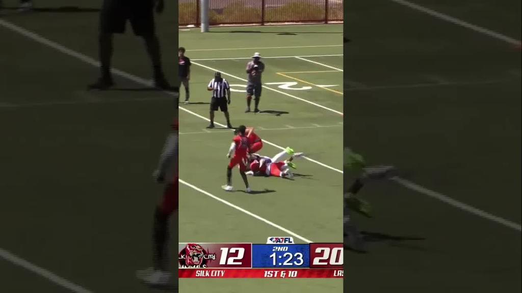 The Wingo Leap Gets Shut Down At The 22! Insomniacs Bring Him Down Before He Can Make Magic Happen!