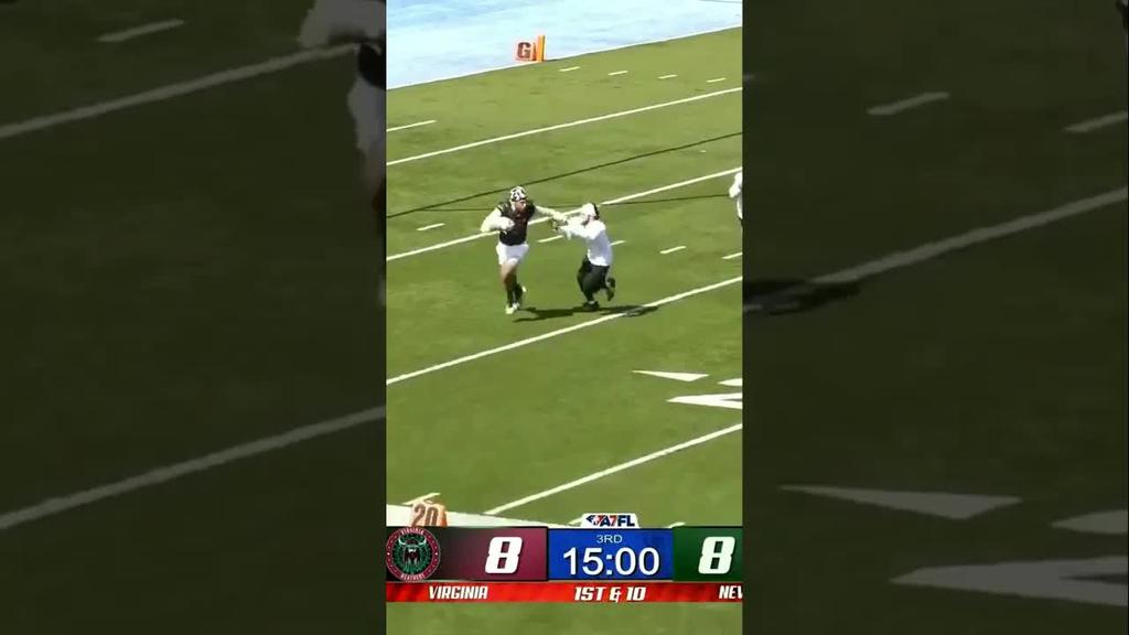 James Mitchell Finds A Lane Against The Hawks! From a Dangerous 3 On 1 Throw Off To A 30 Yard Gain!