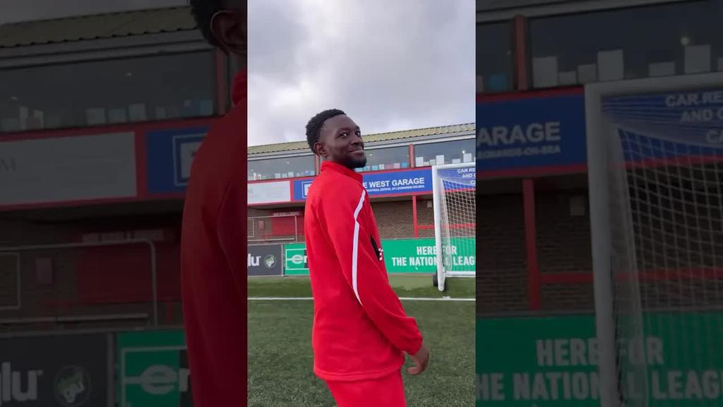 Who has the worst fashion sense 👀