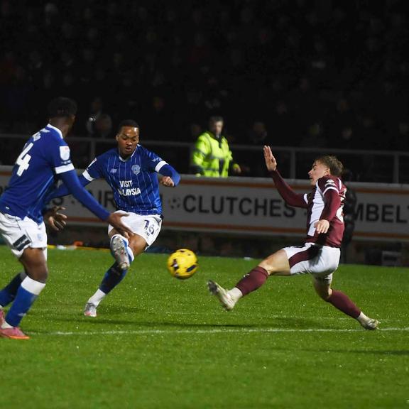 Willock scoring from the edge of the box. Shock.