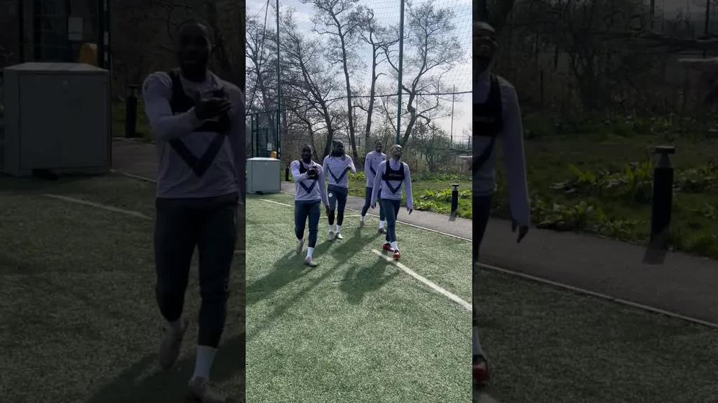 Who do the lads think has the worst music taste in the squad？ 🎶 👀