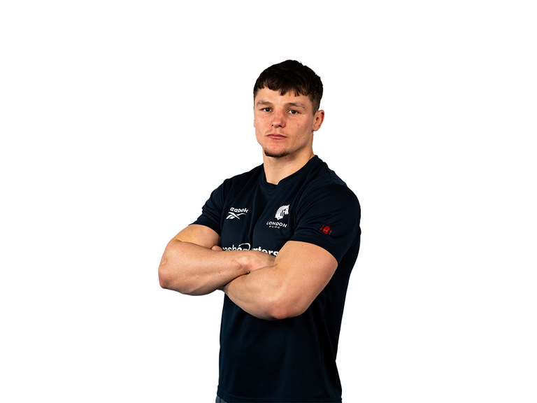 Luke Smith gets the opening try