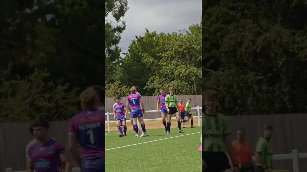 Crofty goes over for the first try of the game 🙂‍↕️