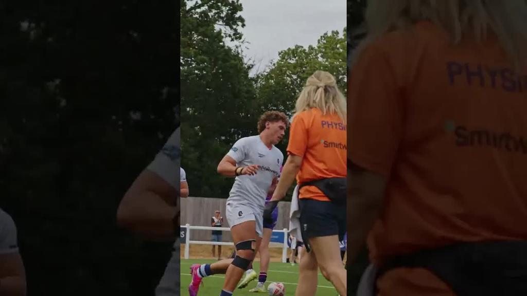 Hursey sneaks over the line 🤫